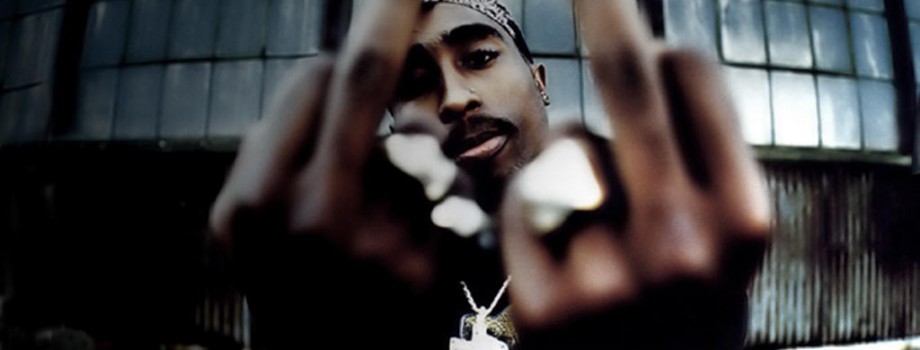 2pac fingers