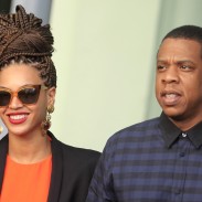 BEYONCE & JAY Z Mobbed In Legal Trip To Cuba!! (VIDEO)